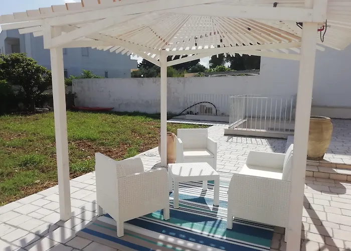 Ginevra Bed and breakfast 3*